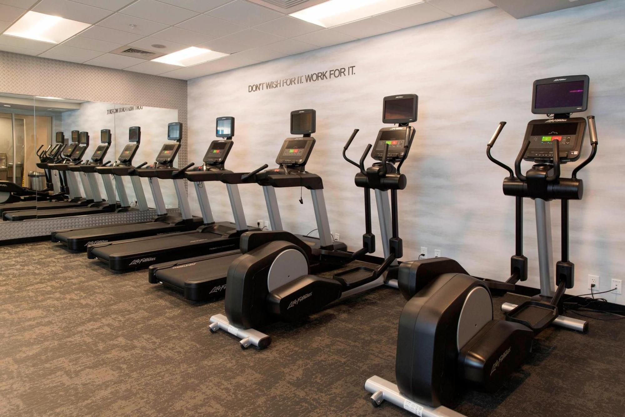 Fairfield Inn & Suites By Marriott Philadelphia Valley Forge/Great Valley Berwyn Екстер'єр фото