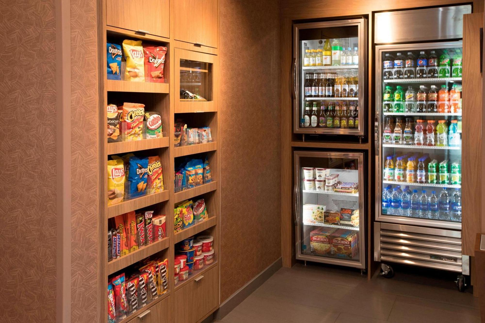 Fairfield Inn & Suites By Marriott Philadelphia Valley Forge/Great Valley Berwyn Екстер'єр фото